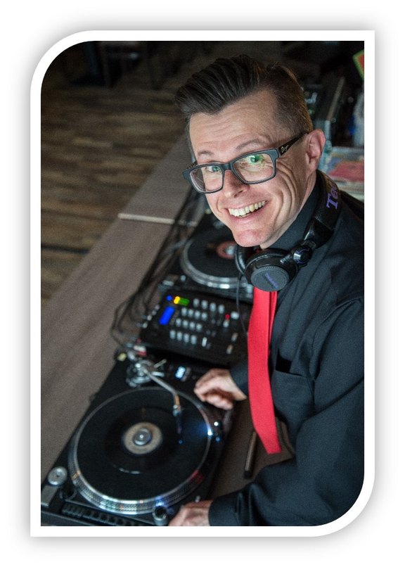 Tanzcafé mit DJ Alexander 